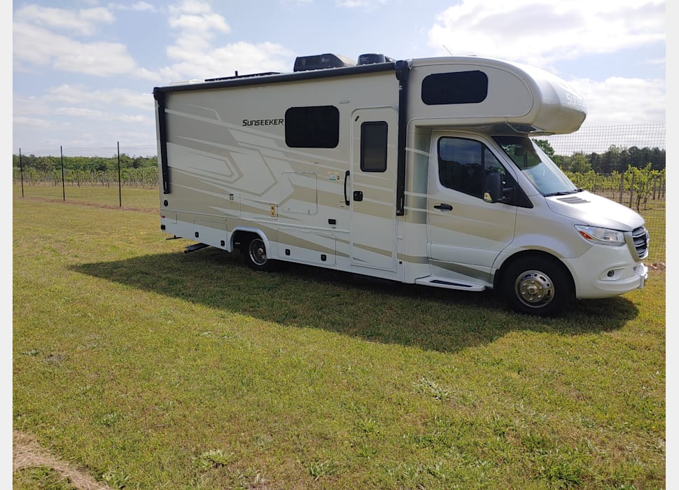 MohntonRV rentals