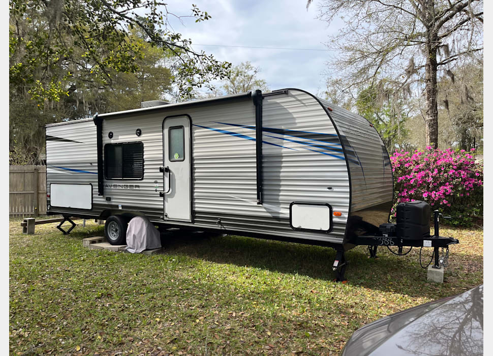 Travel Trailer rentals in Newberry