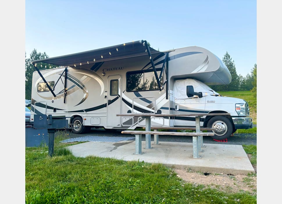 Class C Motor Home rentals in Milpitas