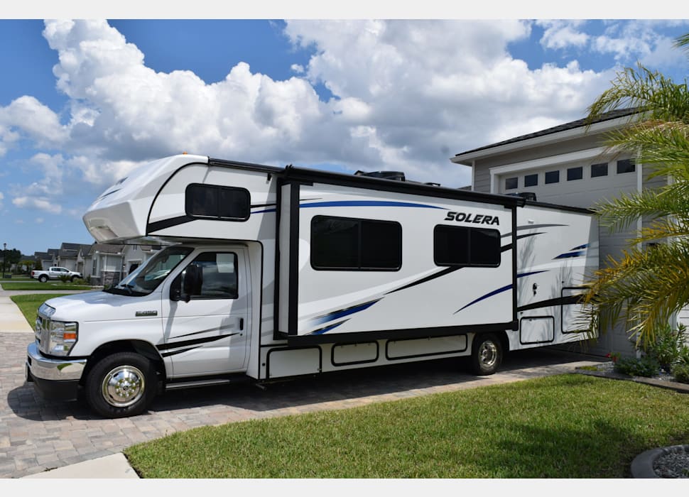 Class C Motor Home rentals in Vero Beach