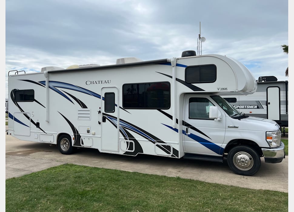 Class C Motor Home rentals in Magnolia