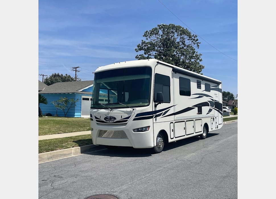 Class A Motor Home rentals in Simi Valley