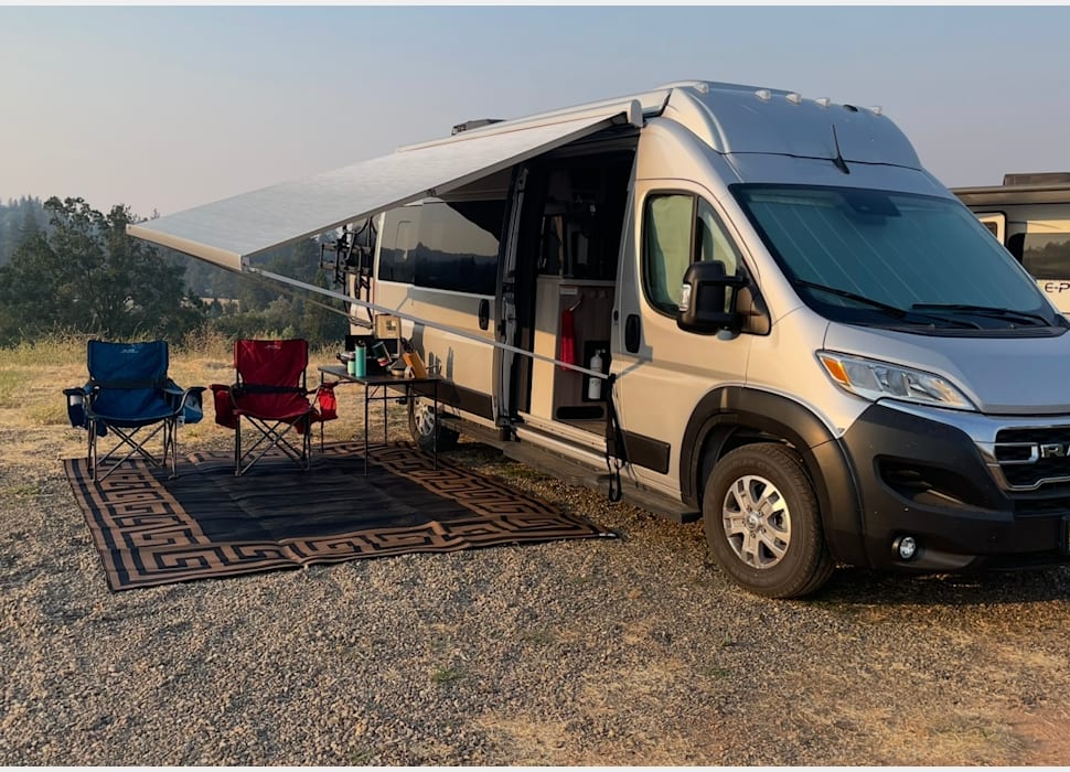 Class B Camping Van rentals in Yoncalla