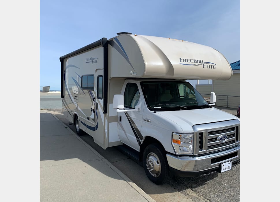 Class C Motor Home rentals in Virginia Beach