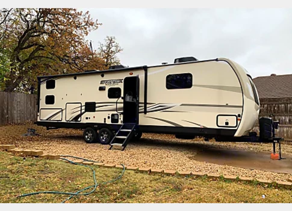 Travel Trailer rentals in Godley