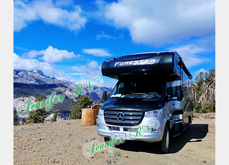 Class C Motor Home rentals in Redondo Beach