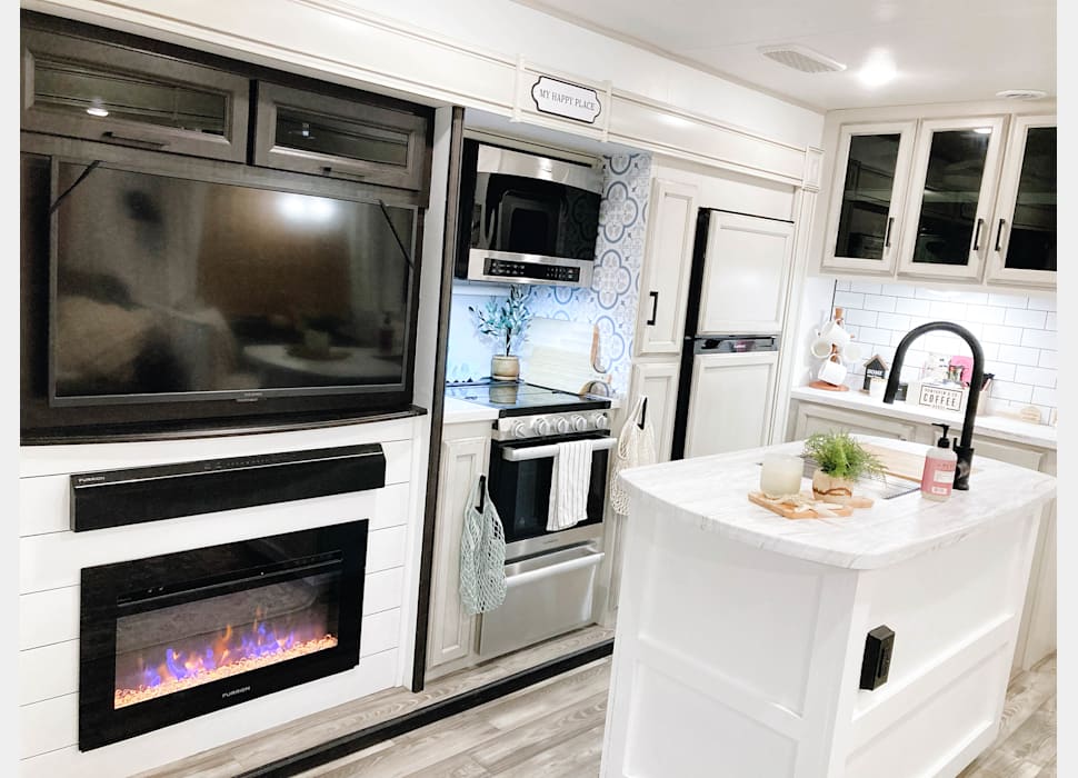 Travel Trailer rentals in LAKE PARK
