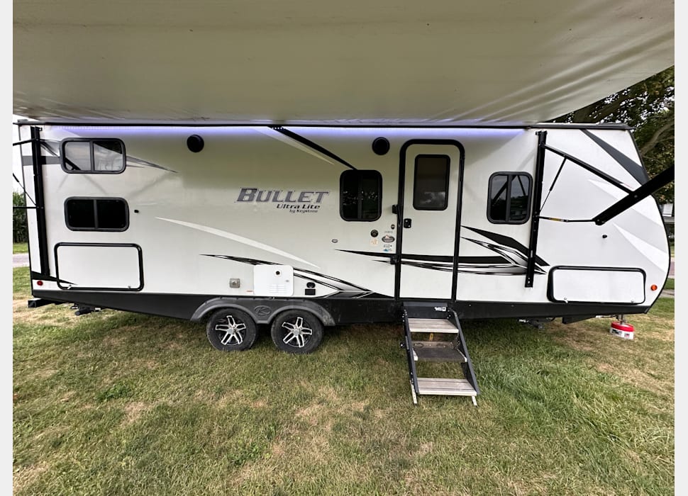 Travel Trailer rentals in Evansville