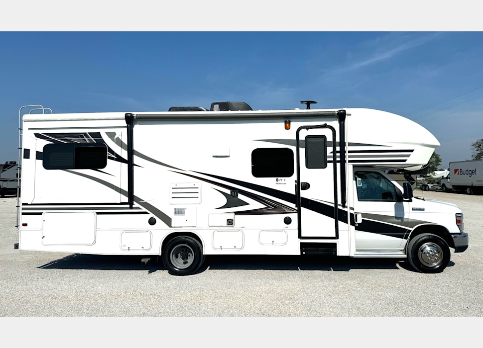 Class C Motor Home rentals in Aubrey