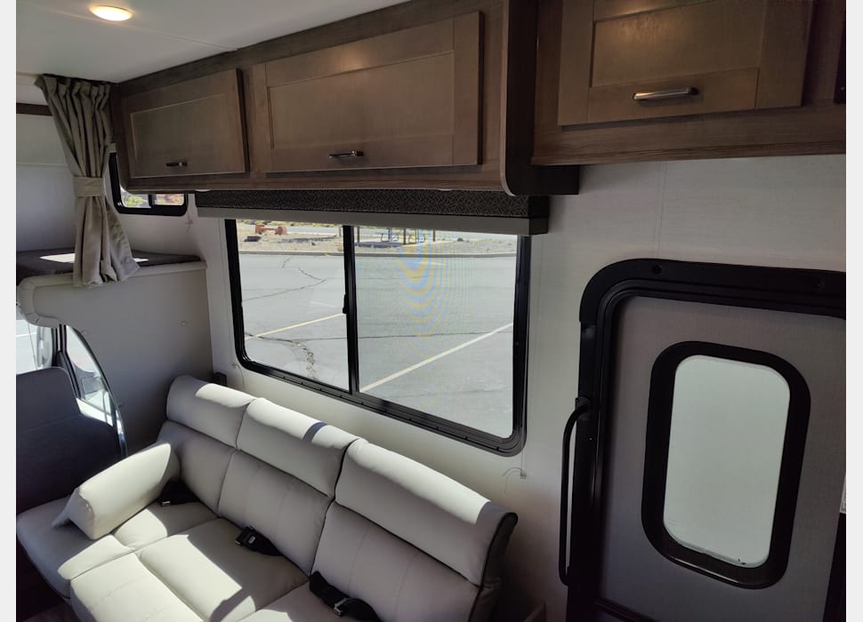 Class C Motor Home rentals in Las Vegas