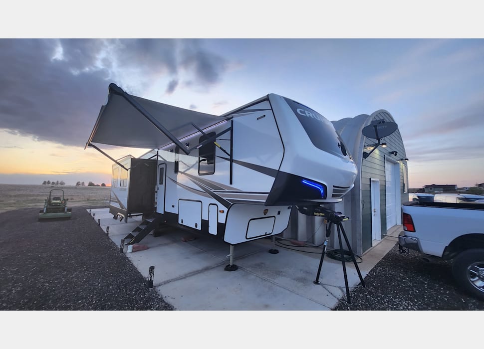 Fifth Wheel rentals in Miami