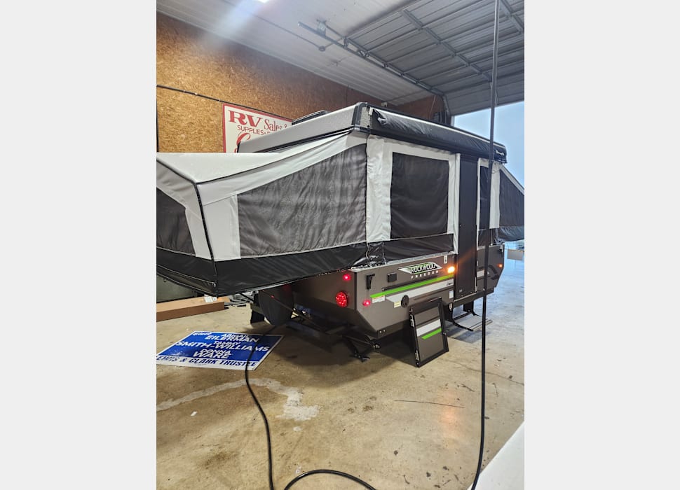 Pop-up Camper rentals in Ellisville