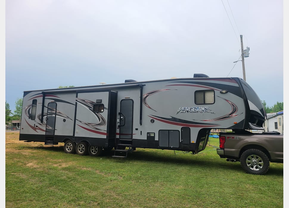 Fifth Wheel rentals in Henderson