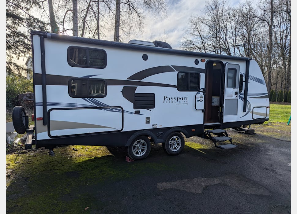 Travel Trailer rentals in Bellevue
