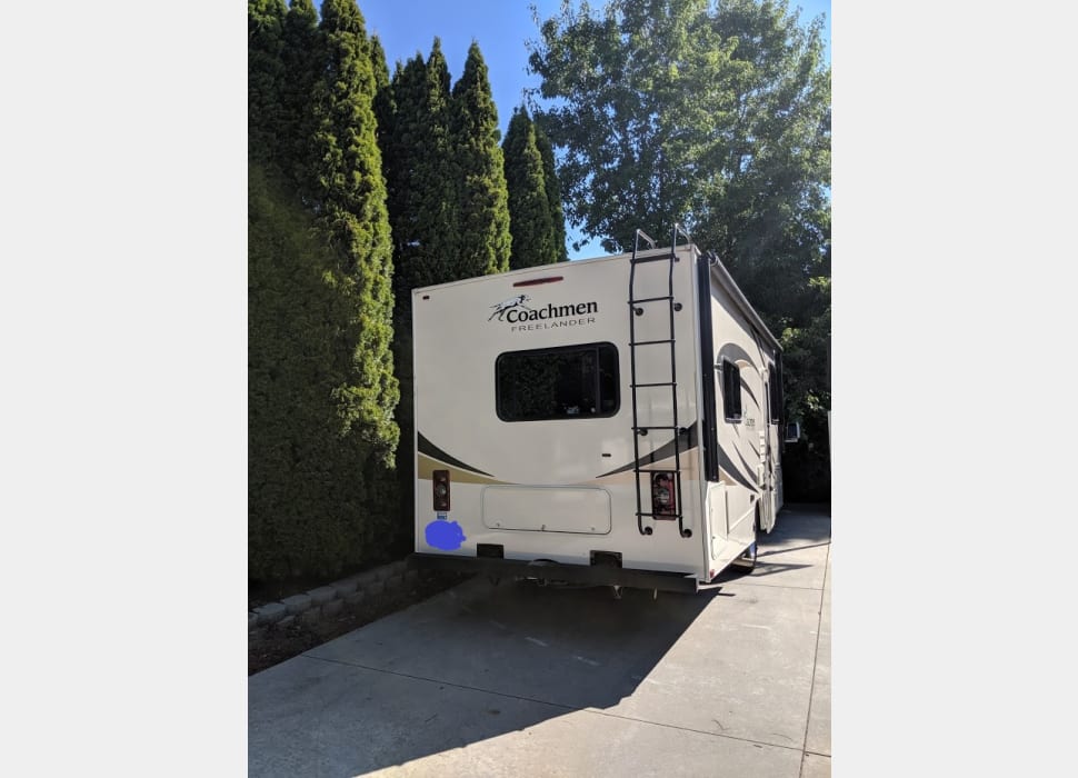 17 Coachmen Rv Freelander 27qb Chevy 4500 Rv Rental In Eagle Id