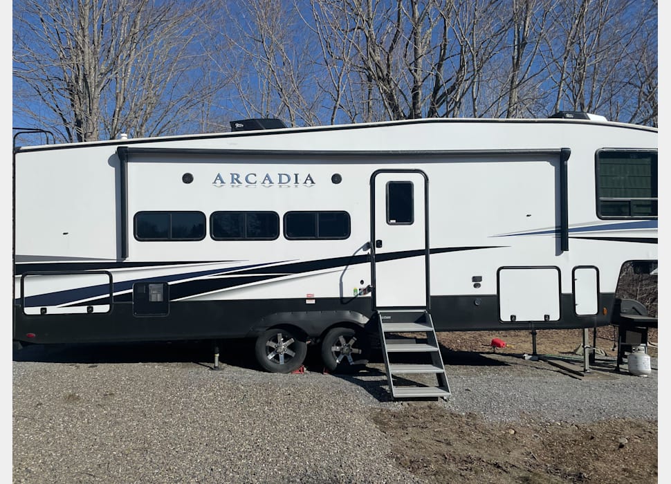 Fifth Wheel rentals in Roseburg