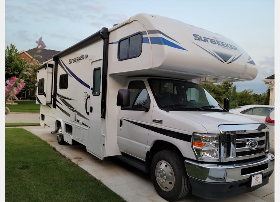 Class C Motor Home rentals in Fort Worth