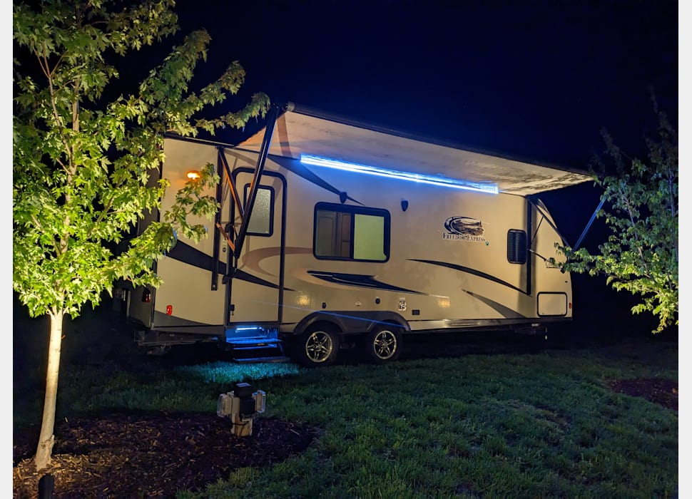 Travel Trailer rentals in Davenport