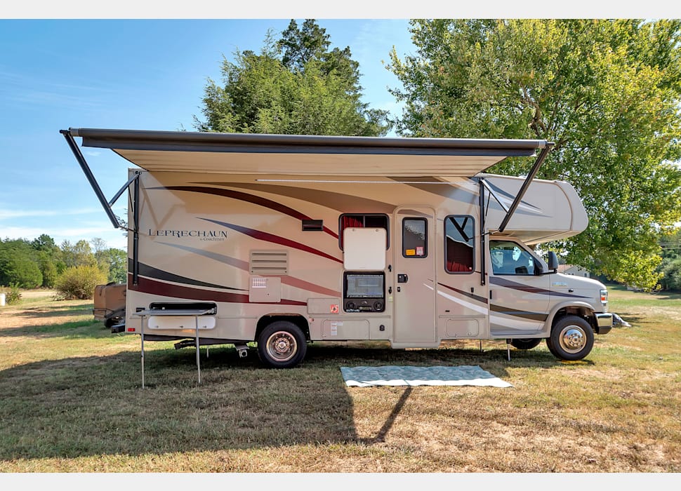 Class C Motor Home rentals in Alexandria