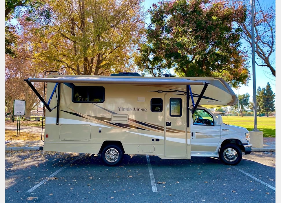 LawndaleRV rentals