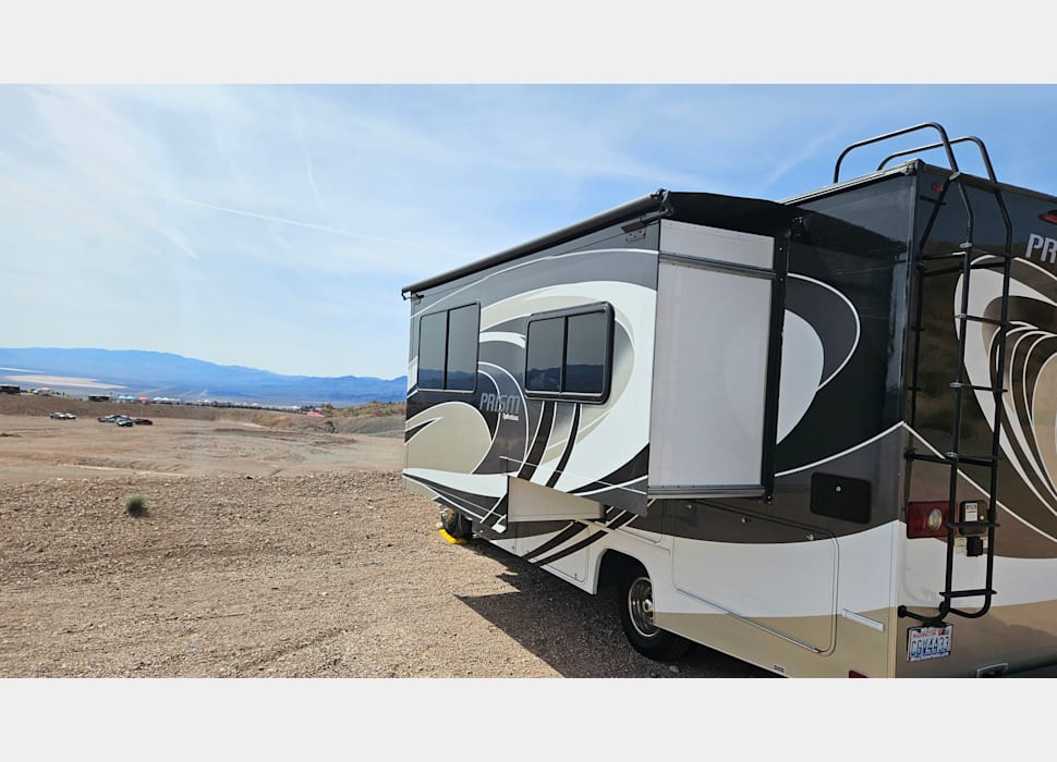 Class C Motor Home rentals in Las Vegas