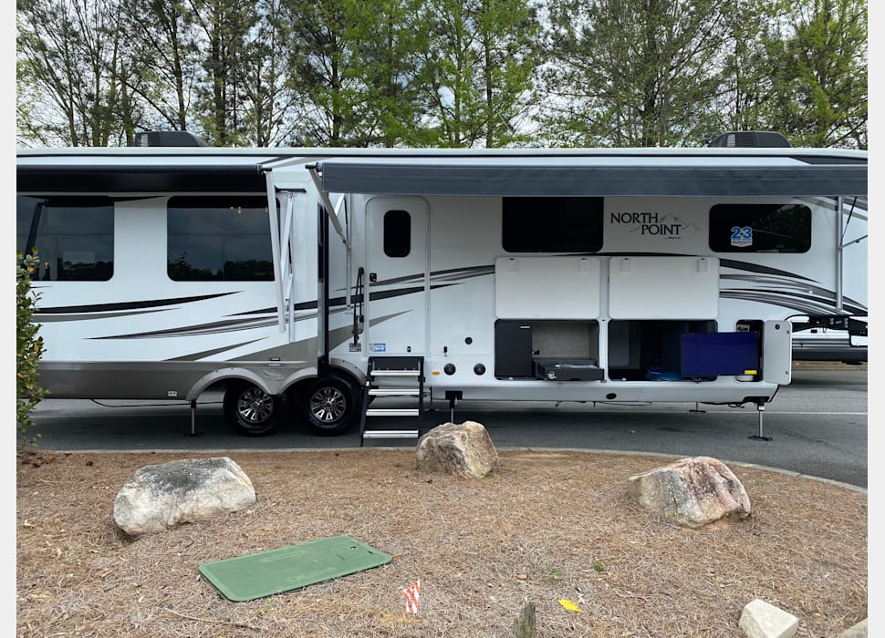 Fifth Wheel rentals in Alpharetta