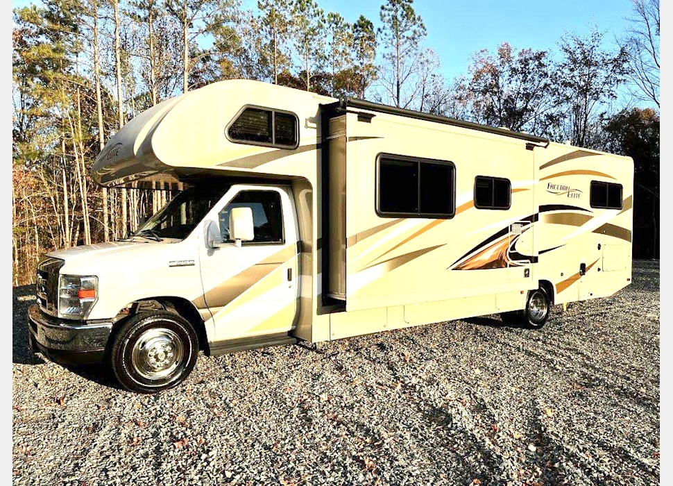 Class C Motor Home rentals in PRINCE FREDERICK