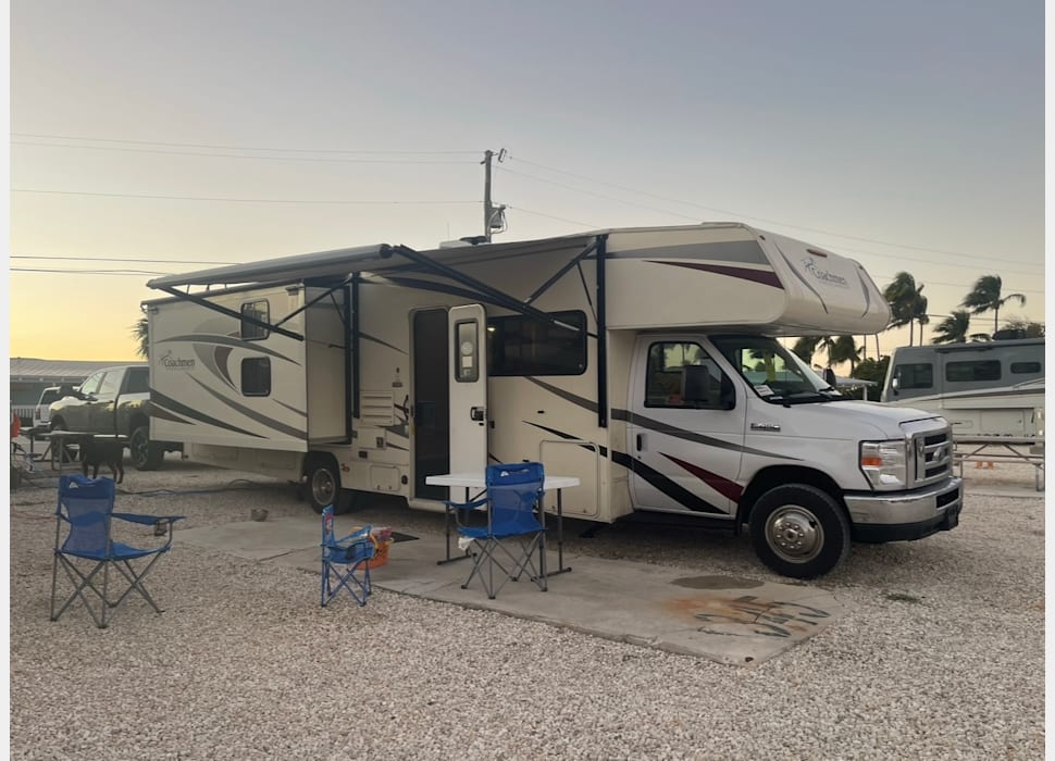 Class C Motor Home rentals in Lorain