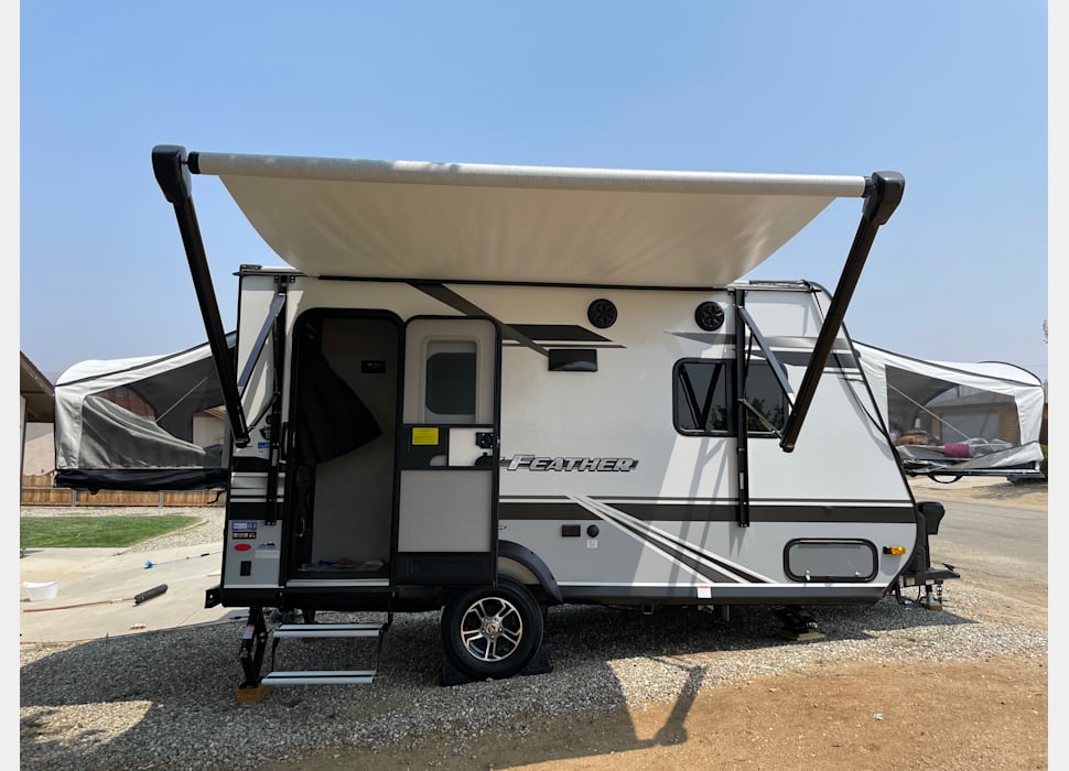 Pop-up Camper rentals in San Dimas