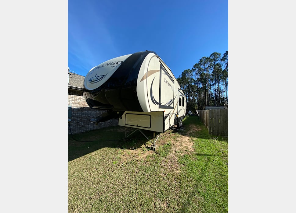 Fifth Wheel rentals in Pensacola