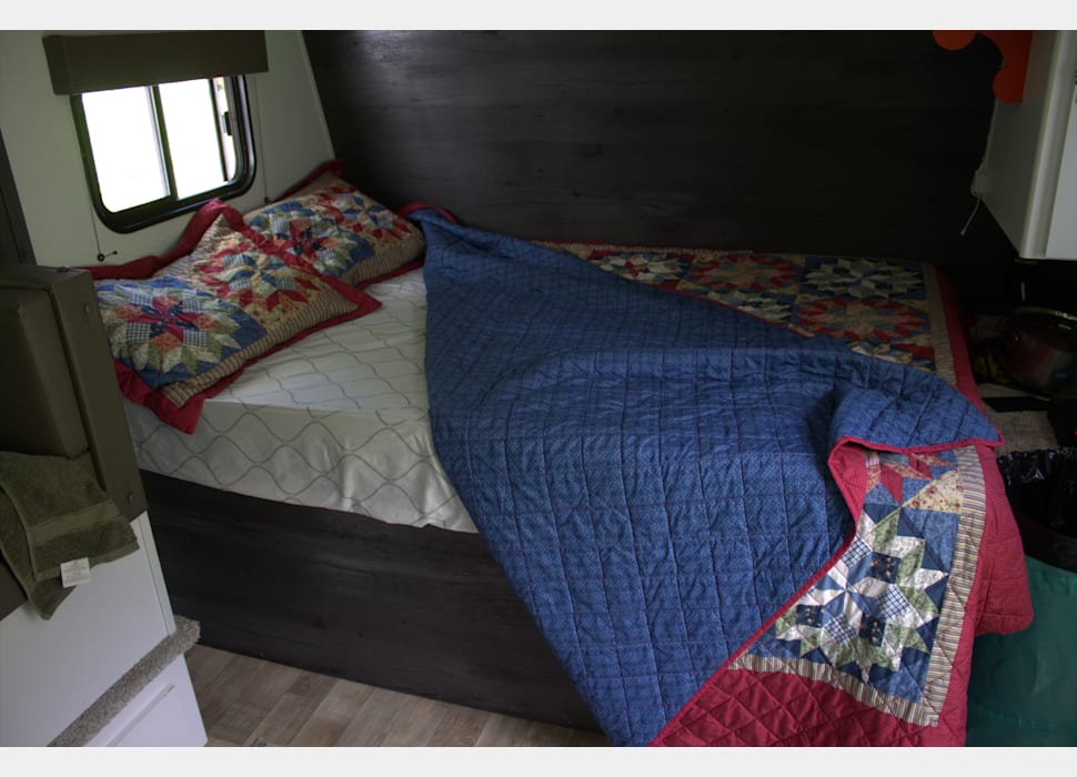 Travel Trailer rentals in sandstone