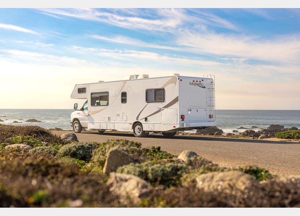 Class C Motor Home rentals in Elk Grove