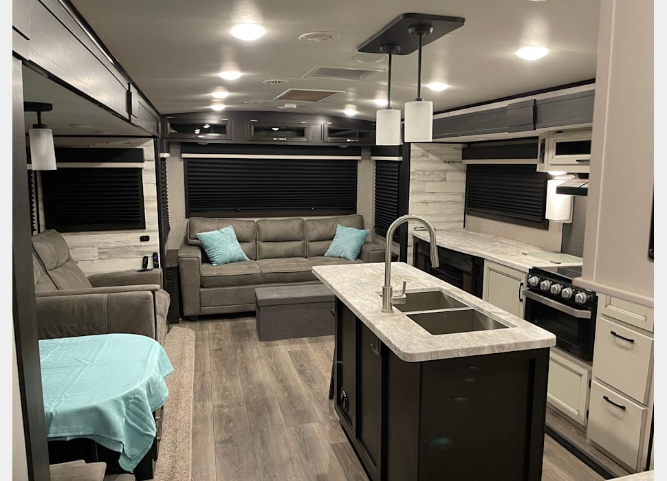 DeweyRV rentals