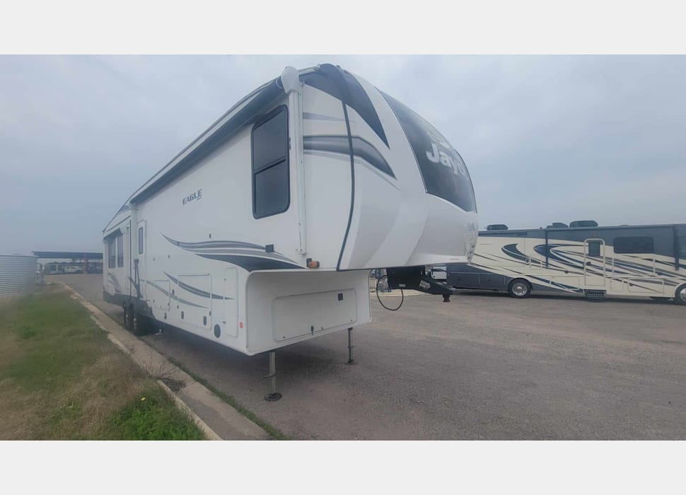 Fifth Wheel rentals in Austin
