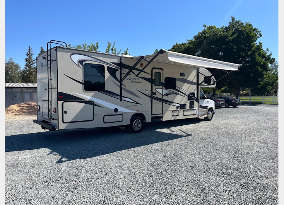 Class C Motor Home rentals in Pilot Hill