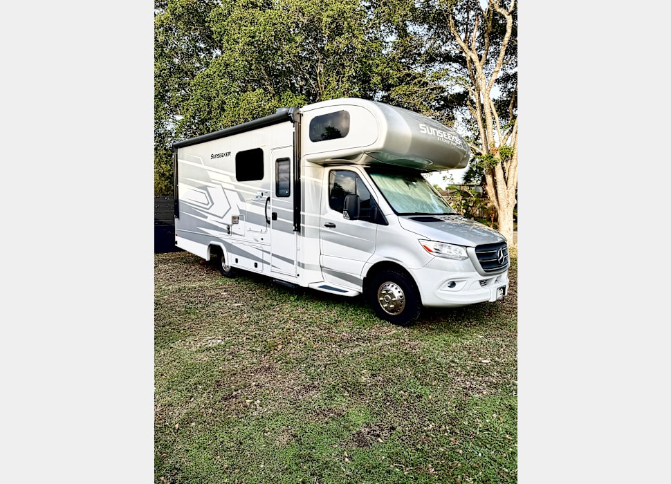 Class C Motor Home rentals in Fort Lauderdale