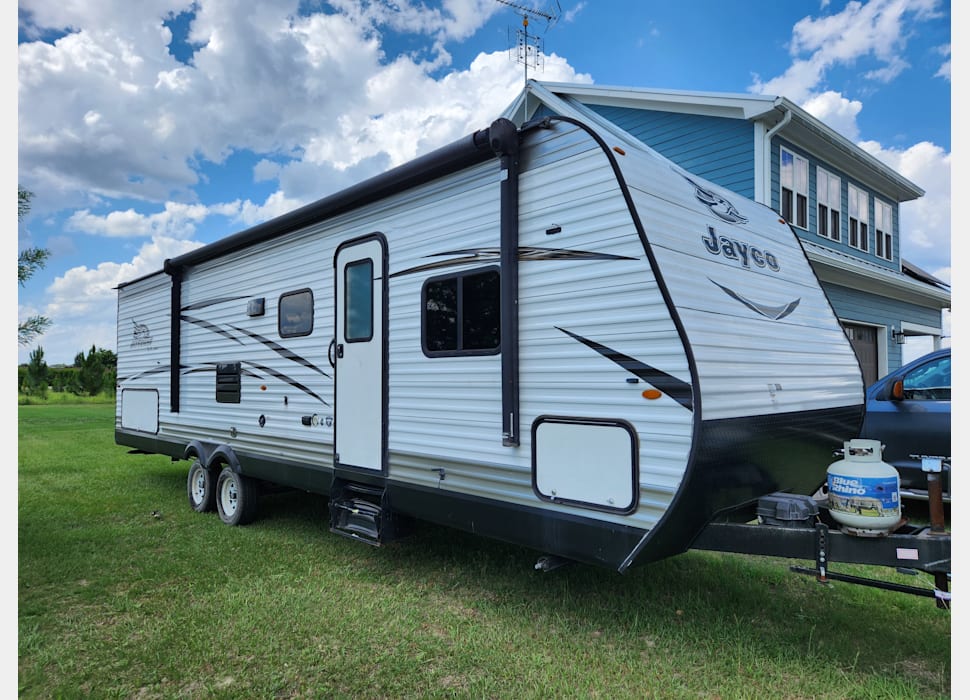 Travel Trailer rentals in Hampstead