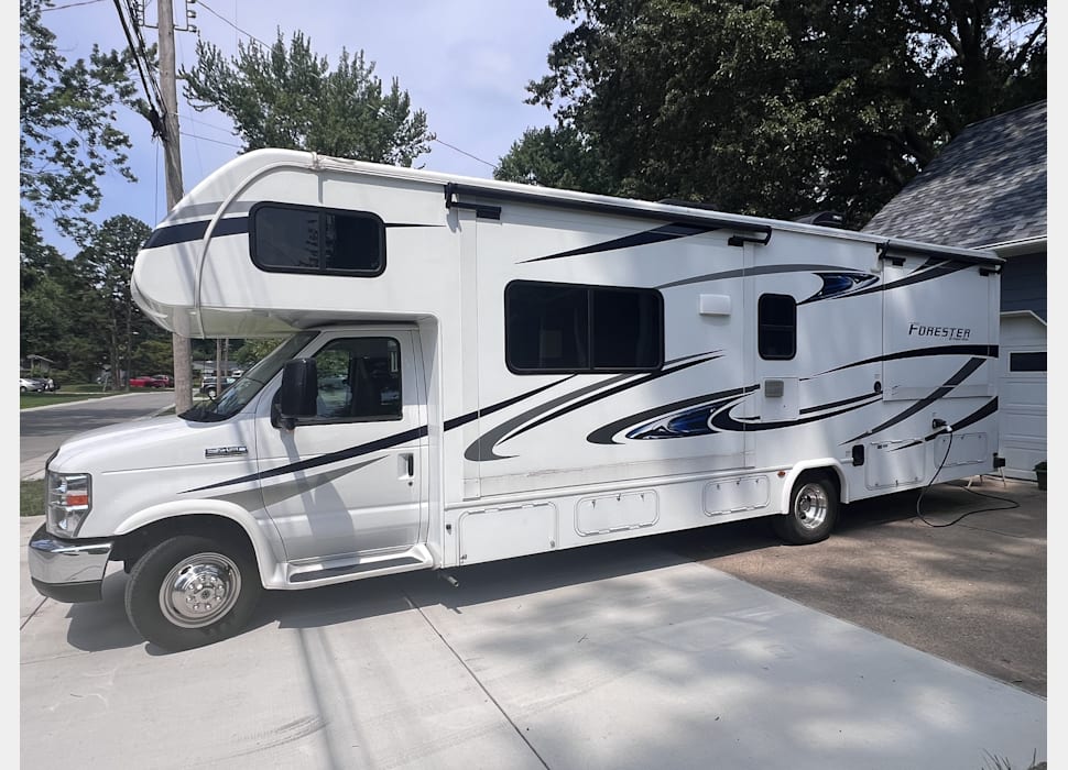 Class C Motor Home rentals in Marshfield