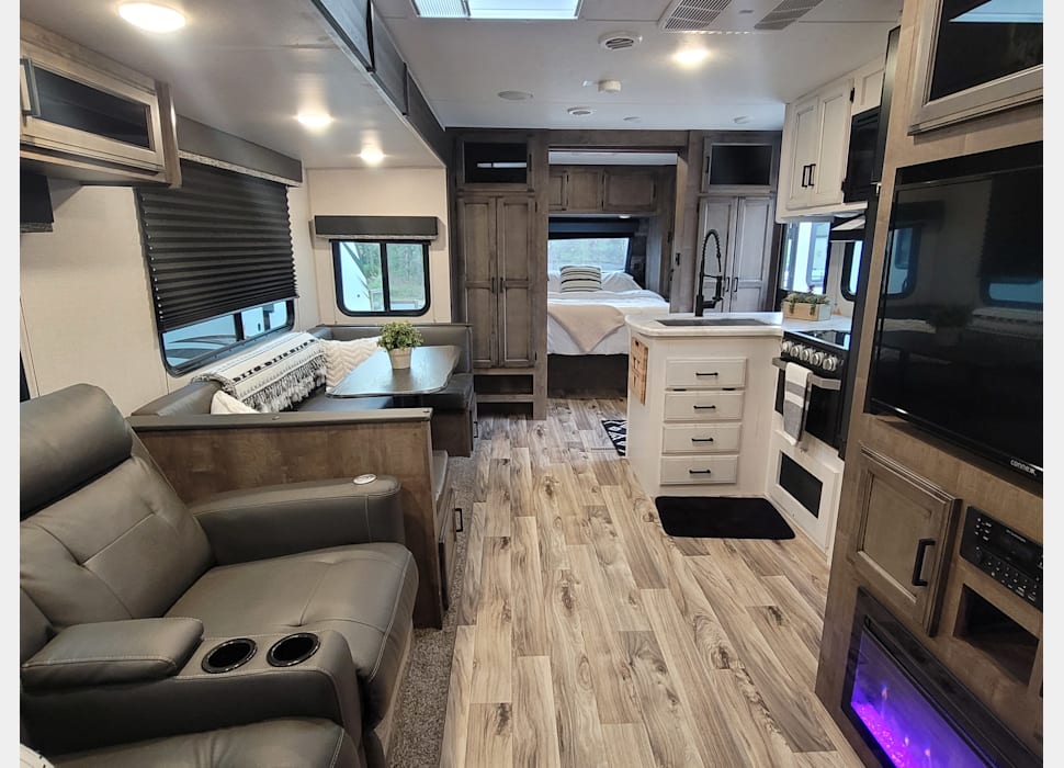 Travel Trailer rentals in Lithia