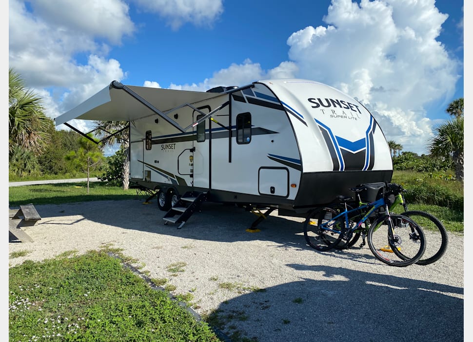 Travel Trailer rentals in Parkland