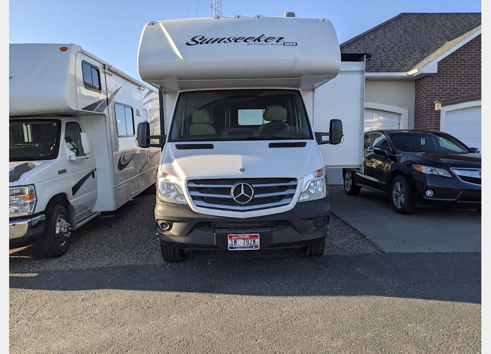 Class C Motor Home rentals in Idaho Falls