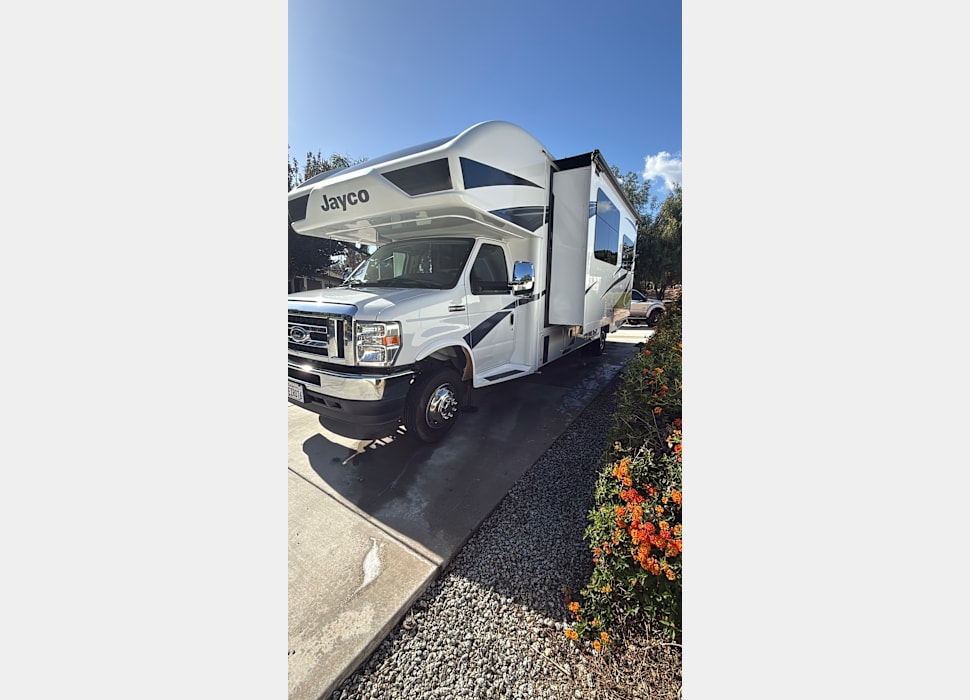 Class C Motor Home rentals in Santa Ana