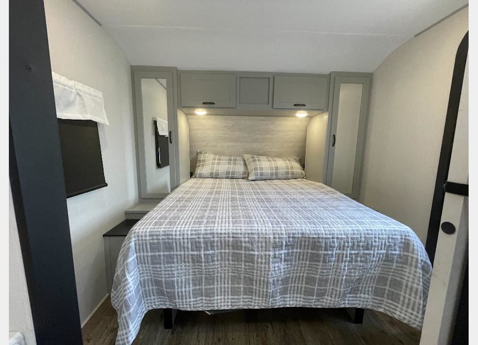Travel Trailer rentals in Bedford