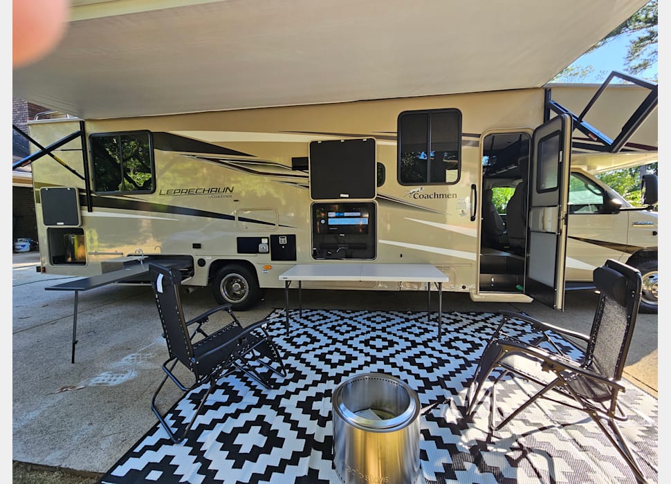 Class C Motor Home rentals in Marietta
