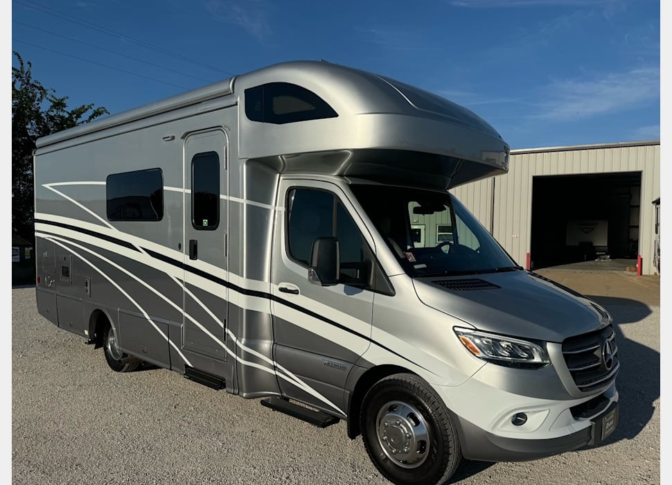 Class C Motor Home rentals in Aubrey