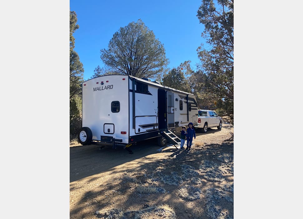 Travel Trailer rentals in Hesperia