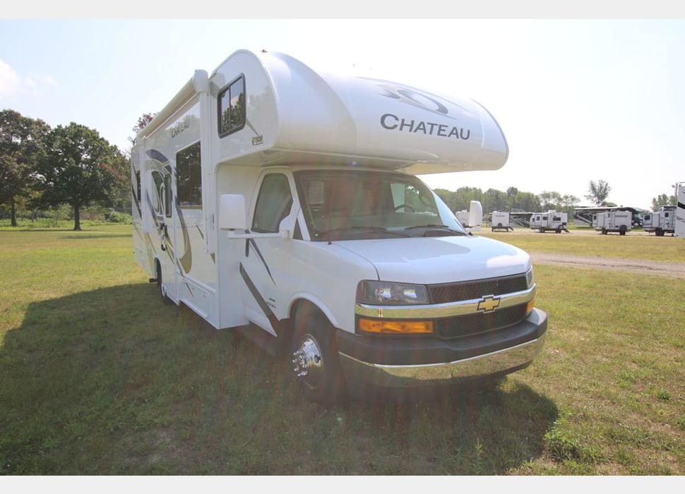 Class C Motor Home rentals in Kalamazoo