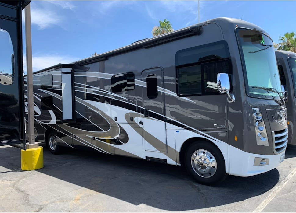 Class A Motor Home rentals in Grand Terrace