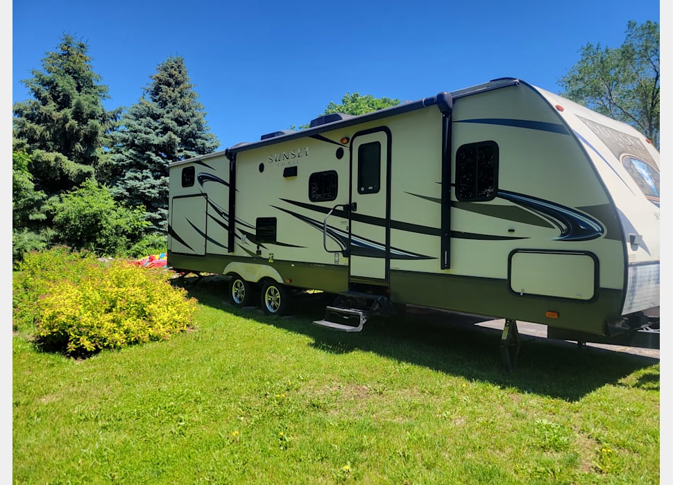 Travel Trailer rentals in Benton
