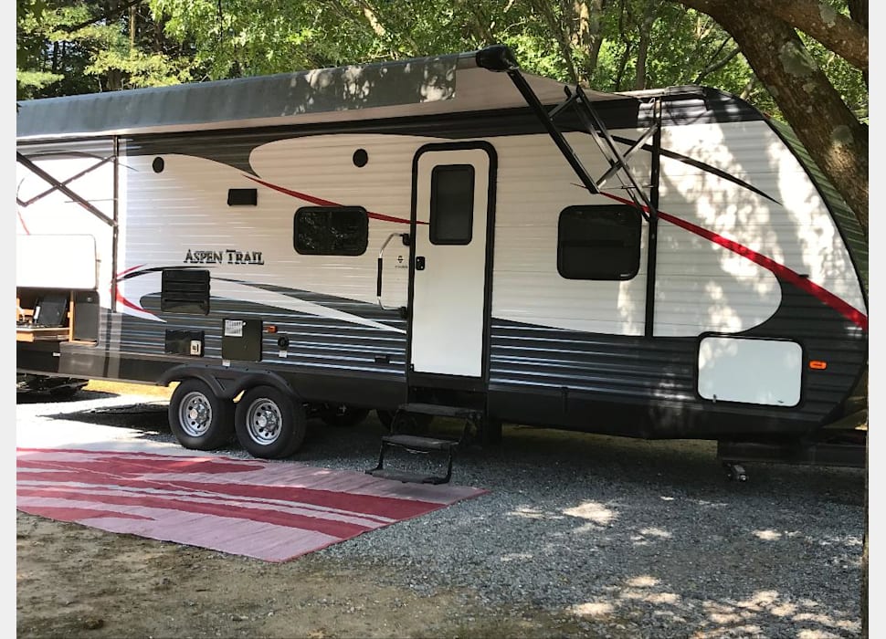 Travel Trailer rentals in Gordonville